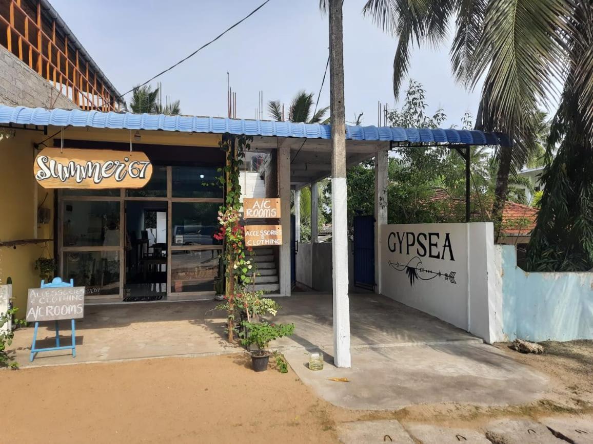 Gypsea Arugambay Arugam Bay Exterior foto